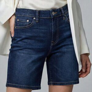 BANANA REPUBLIC preppy dark denim longer shorts 26 / 2